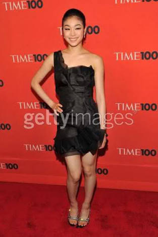 キム・ヨナが日本の芸能界デビューを狙って大整形手術