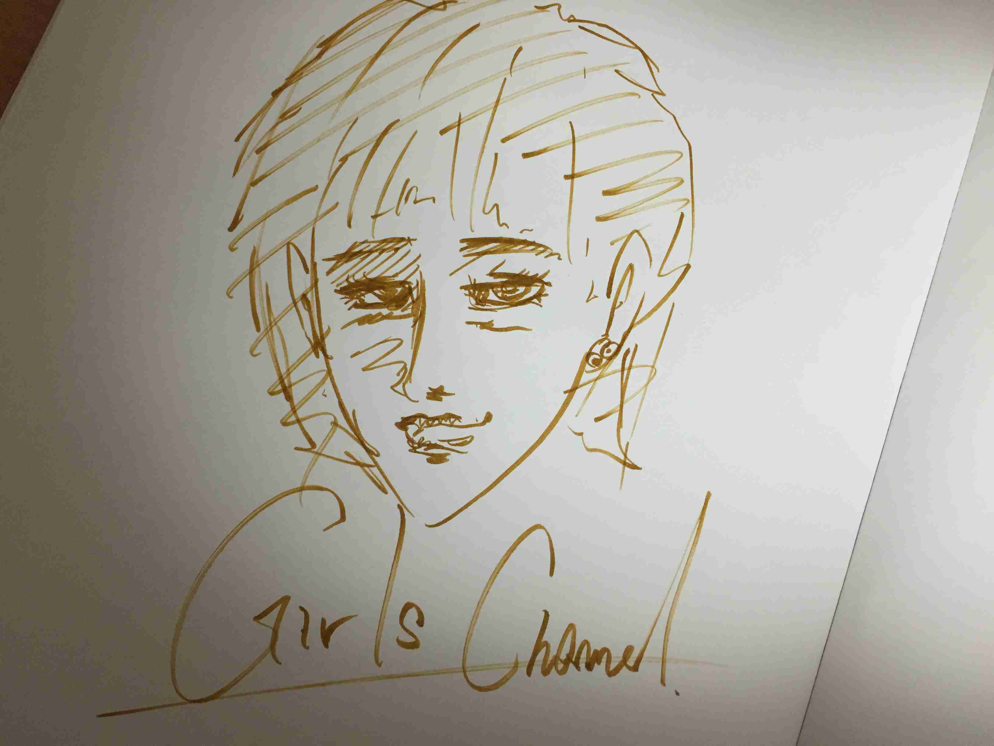 自分の似顔絵を貼るトピ