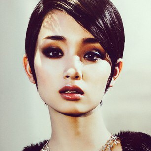 化粧品のモデルになって欲しい人は？