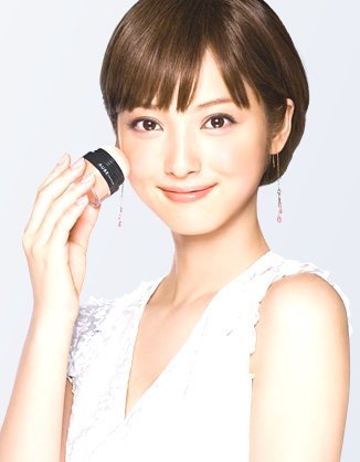 化粧品のモデルになって欲しい人は？