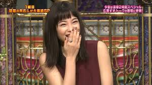 目の奥が笑ってないと感じる有名人
