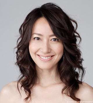 目の奥が笑ってないと感じる有名人