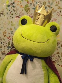 カエルグッズの画像をください。