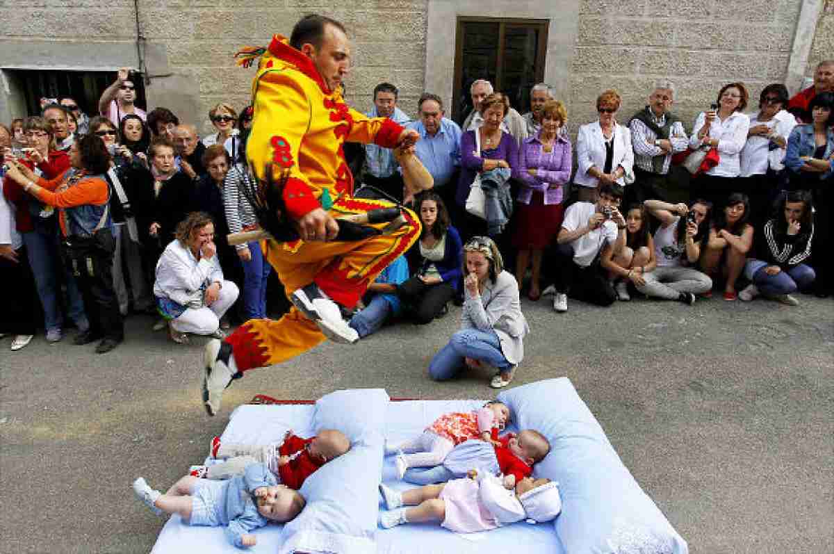 世界中の祭りが集まるトピ