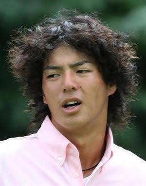 スポーツ選手のヘアスタイルを貼るトピ