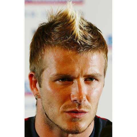 スポーツ選手のヘアスタイルを貼るトピ