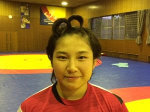 スポーツ選手のヘアスタイルを貼るトピ