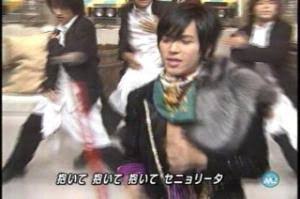 皆さんが高校の時に流行ってた曲で覚えてるの教えて～