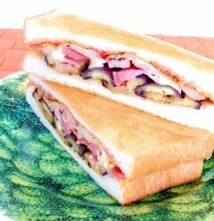 栄養満点のトーストメニューを教えてください