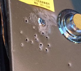 ゴミ出しのルール違反どころじゃない、もっとヤバイものが捨ててあったと話題