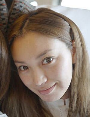 芸能人のスッピンを貼っていくトピ