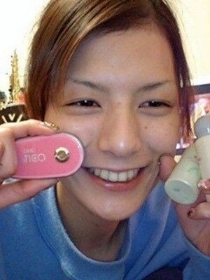 芸能人のスッピンを貼っていくトピ