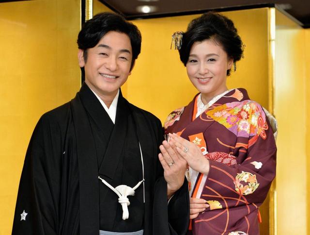 藤原紀香と片岡愛之助の挙式 引き出物は8万円以上の「水素の機器」か