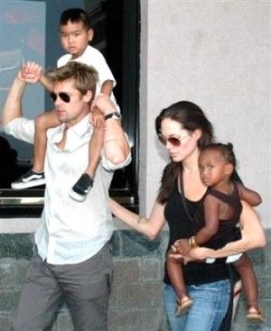アンジェリーナ・ジョリー、ブラピとの離婚を申請…米メディア報じる