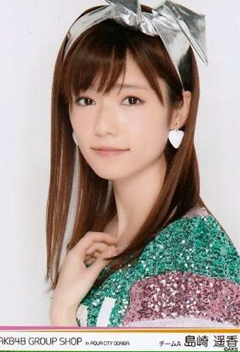 島崎遙香ひとりだけ水着じゃない…AKB48“神8”表紙の少年マガジンが話題