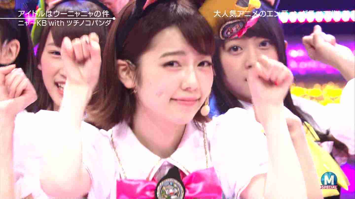 島崎遙香ひとりだけ水着じゃない…AKB48“神8”表紙の少年マガジンが話題