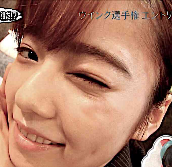 島崎遙香ひとりだけ水着じゃない…AKB48“神8”表紙の少年マガジンが話題