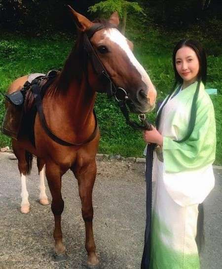 菜々緒、美髪・美脚・悪女は「私の名刺」