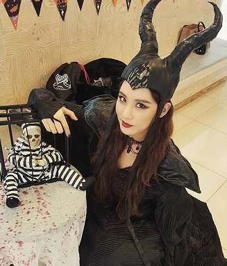 魔女の画像を貼るトピ