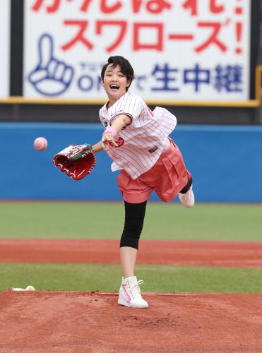 カッコイイ女の子の画像ください！