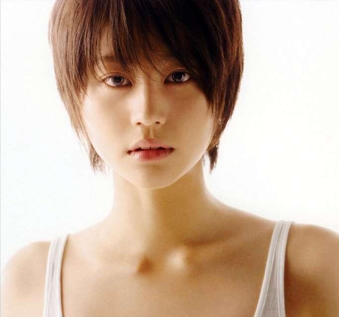 カッコイイ女の子の画像ください！