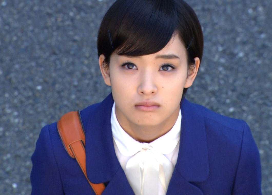 黒目が小さい芸能人