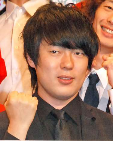 黒目が小さい芸能人