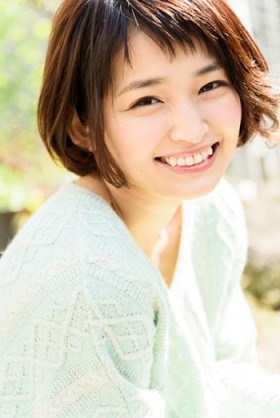 「あの可愛い女の子は誰だ？」ベンザブロックCMの元AKB48川栄李奈が話題