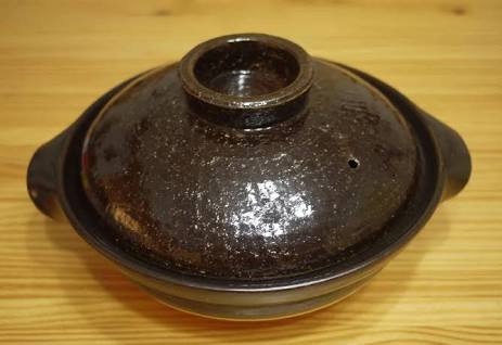 炊飯器以外でご飯を炊いている人〜