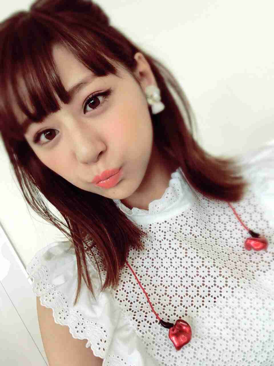 西内まりや、SEXY衣装で美くびれ披露　華麗なパフォーマンスで魅了