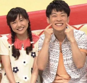 優しい笑顔をしてる画像