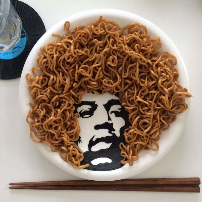 カップ焼きそば好きな人