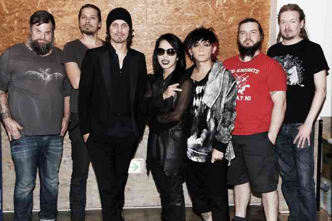 HYDEの美貌に、海外ファンも感嘆！「奇跡の47歳」