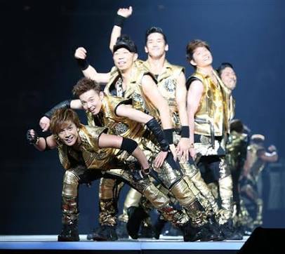 EXILEデビュー15周年、メンバー全員で祝福 ファンへメッセージ