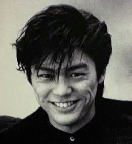 尾崎豊の息子・尾崎裕哉「僕はガラスを割らない。全力で磨く」