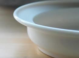 子供用の食器はどんな物ですか？