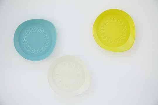 子供用の食器はどんな物ですか？