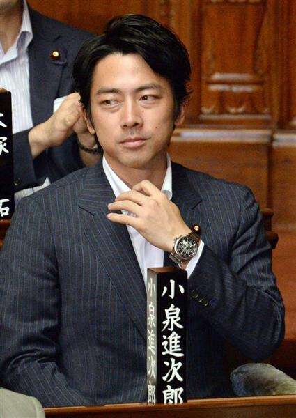 加藤紗里、インスタに小泉純一郎元首相とのツーショット！ 「紗里も改革してもらおう」