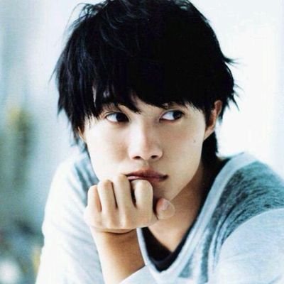 好きな俳優を5人あげていくトピ