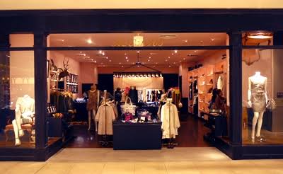 服屋で接客されるのが好きな人!