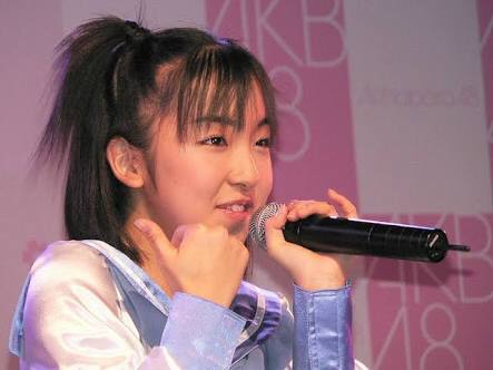 板野友美の新アーティスト写真が解禁