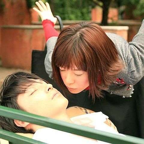 好きな人にボディタッチしますか？