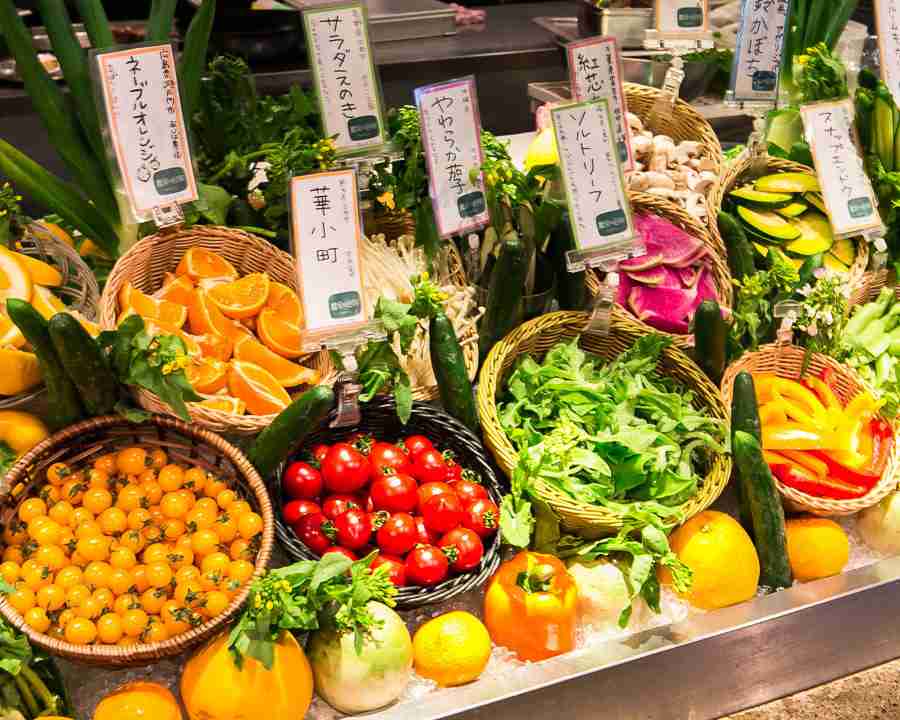 新宿を案内してください