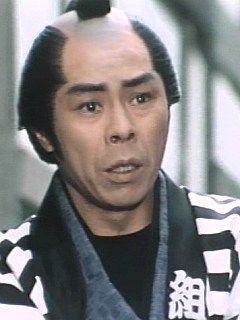 ジャニーズタレントが表紙を飾った雑誌の画像を貼るトピ