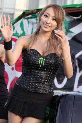 「日本一になれなかったのはお前のせいだ」加藤紗里のブログコメント欄にカープファン怒りの声