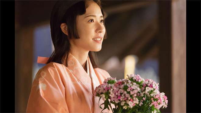 松岡茉優“水族館ガール”が一日館長に　“相棒”を間違える