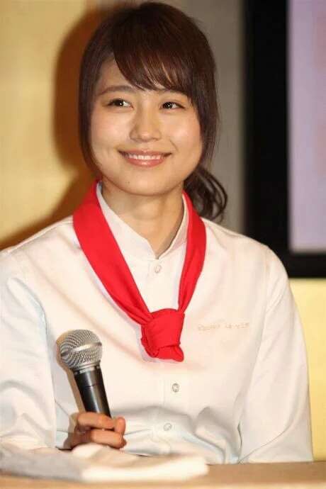芸能人の触覚アリヘア、ナシヘアの比較画像