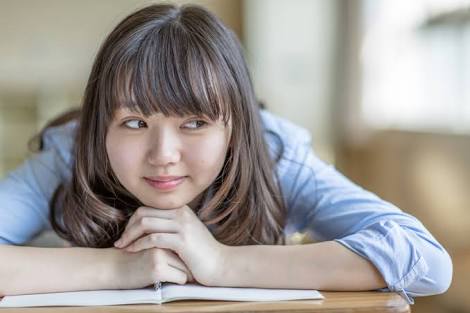 美人女優の笑顔の画像を貼るトピ
