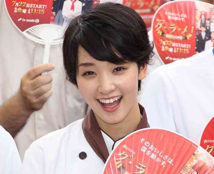 美人女優の笑顔の画像を貼るトピ