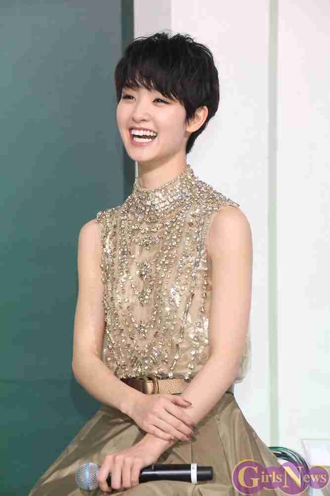 美人女優の笑顔の画像を貼るトピ